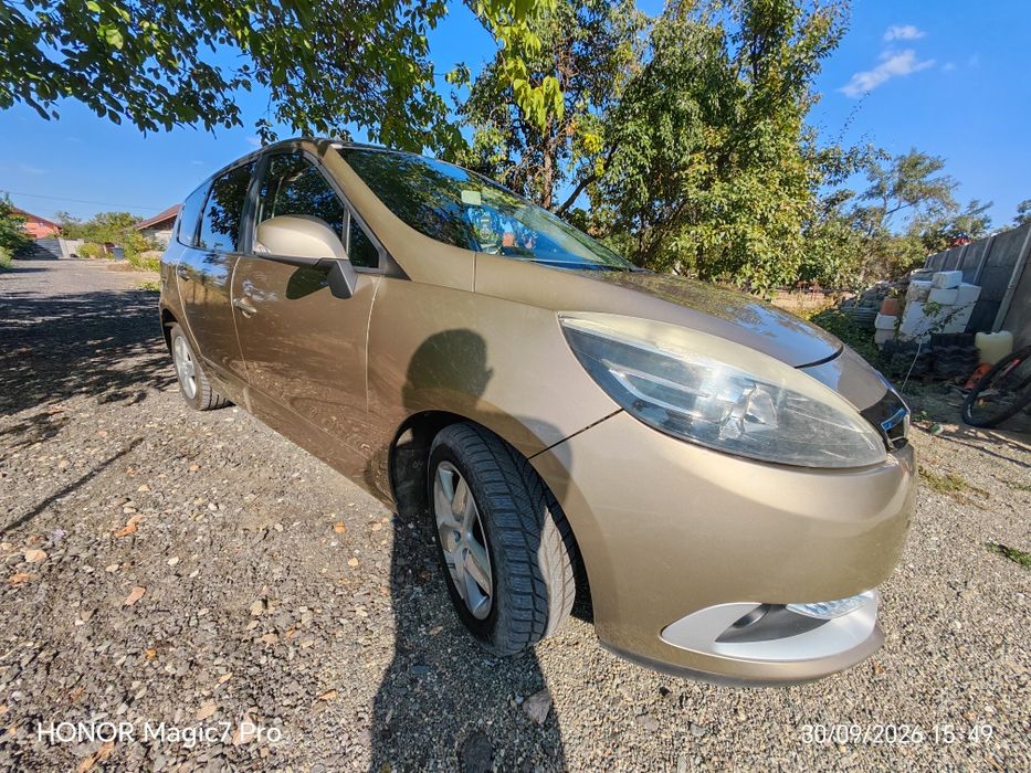 RENAULT Grand Scenic 2014 — imagine 4
