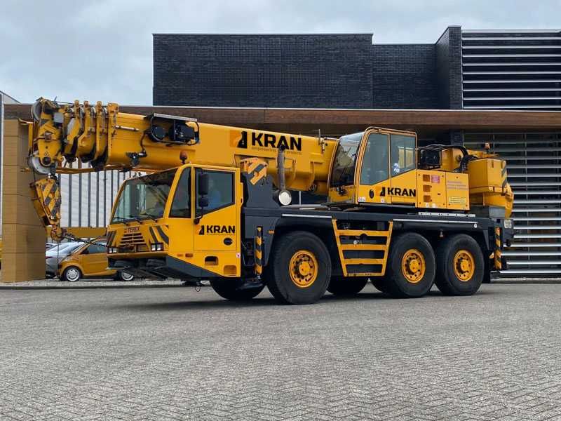 Inchiriere Automacara 50 80 100t. Inchiriez Macara / Macarale 100 Tone