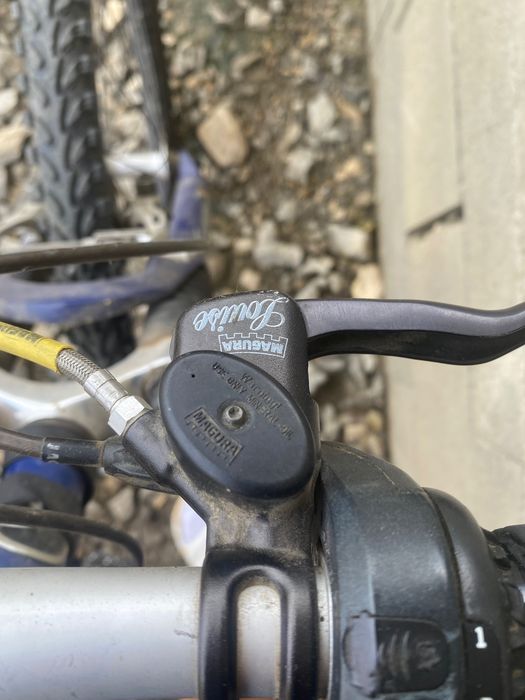 Vând bicicletă gigant sau schimb cu trotineta electrică sau cu altă bicicletă