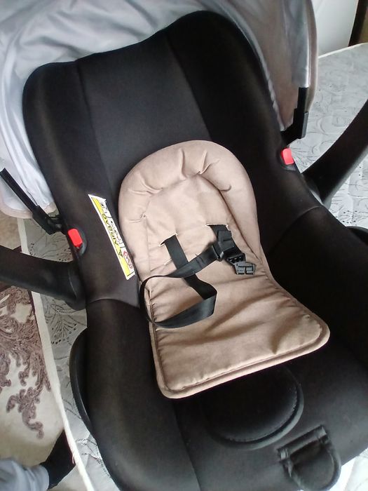 Стол за кола чисто нова