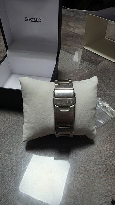 Seiko 5 Sports "Baby Ice Monster"