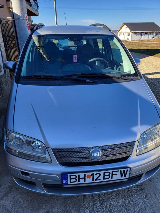 Vînd autoturism Fiat idea