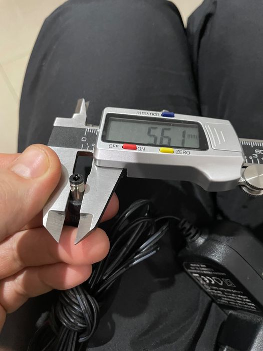 Alimentator incarcator Router Modem Diverse 12v 1A 1.5A 2A universal