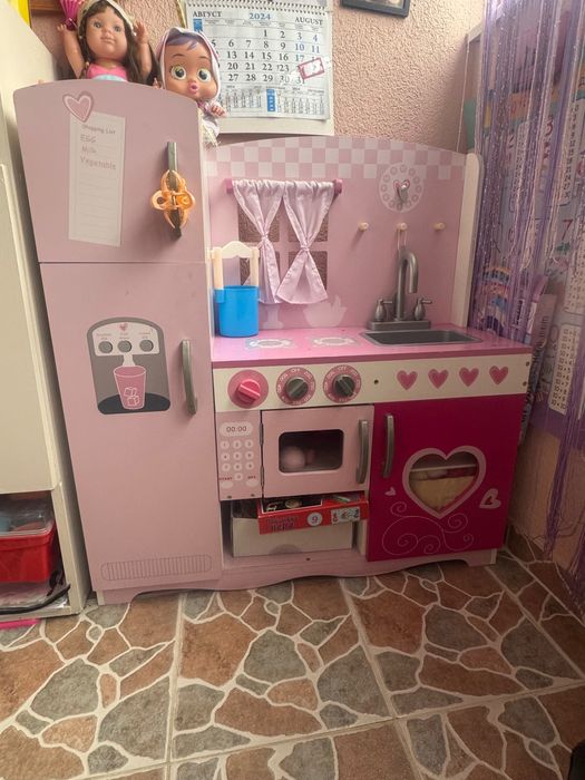 Детска кухня за игра