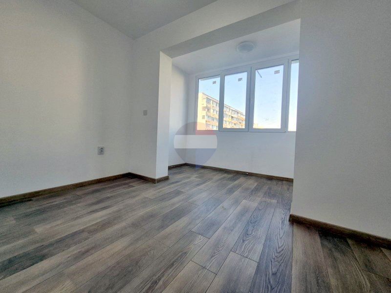 Преустроена гарсониера под наем, кв. Възраждане 1 Т4725