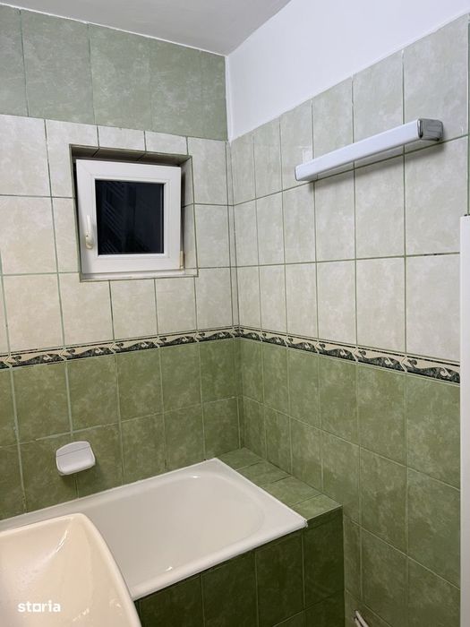 Inchiriez apartament cu 2 camere