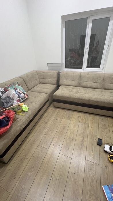 Продаётся диван большой угловой