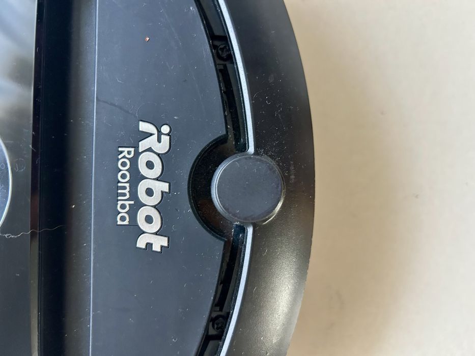 Robot aspirator Irobot Roomba I7 filtre noi 2025