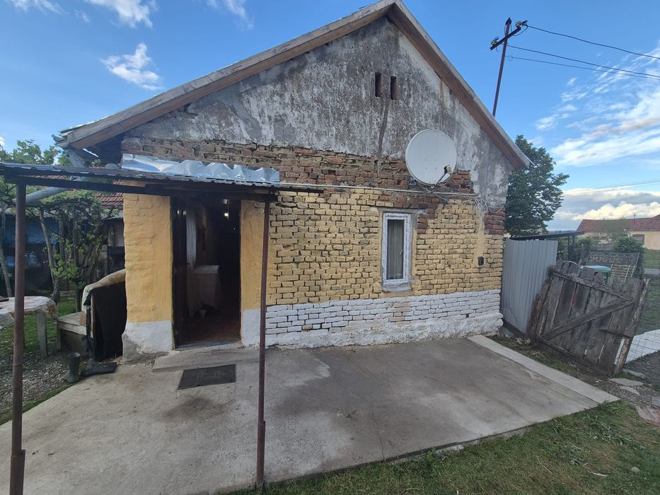 Vând urgent casă în Birchiș jud.Arad