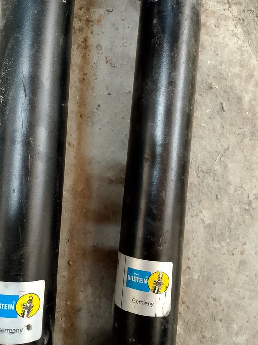 Задние амортизаторы Ауди 80 б3