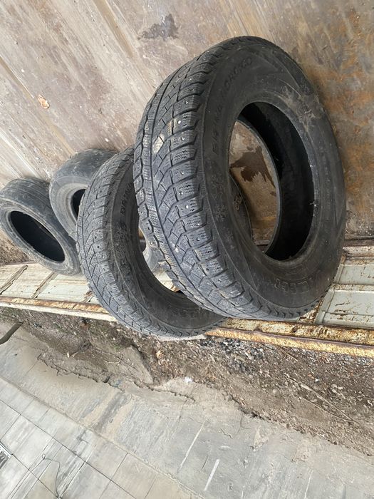 Шины на продаже 15000 тг