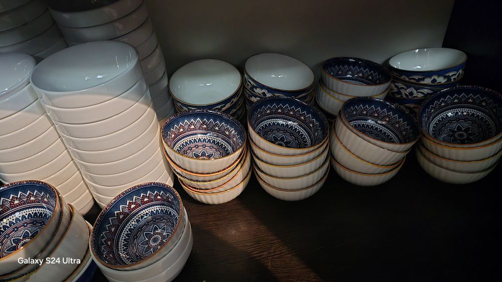 Продаётся посуду и газ плитка для кафе,ресторан