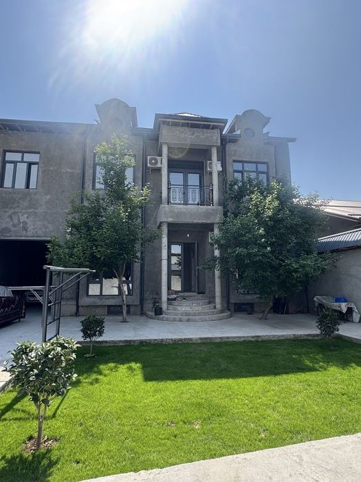 Arenda Chilonzor Seul Milliy parki  hovli 3 urvin 3 sanuzel ful komple