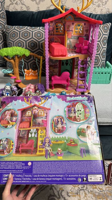 Энчемалс куклы. Домик для кукол
