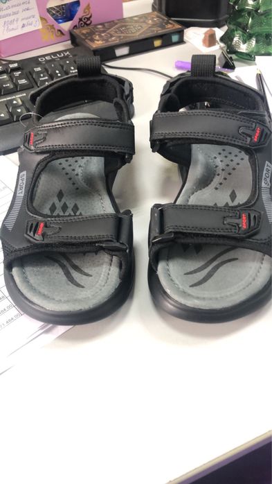 Продам детские сандали 36-37