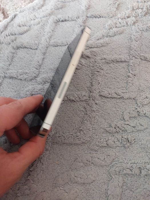 IPhone 13 pro белый