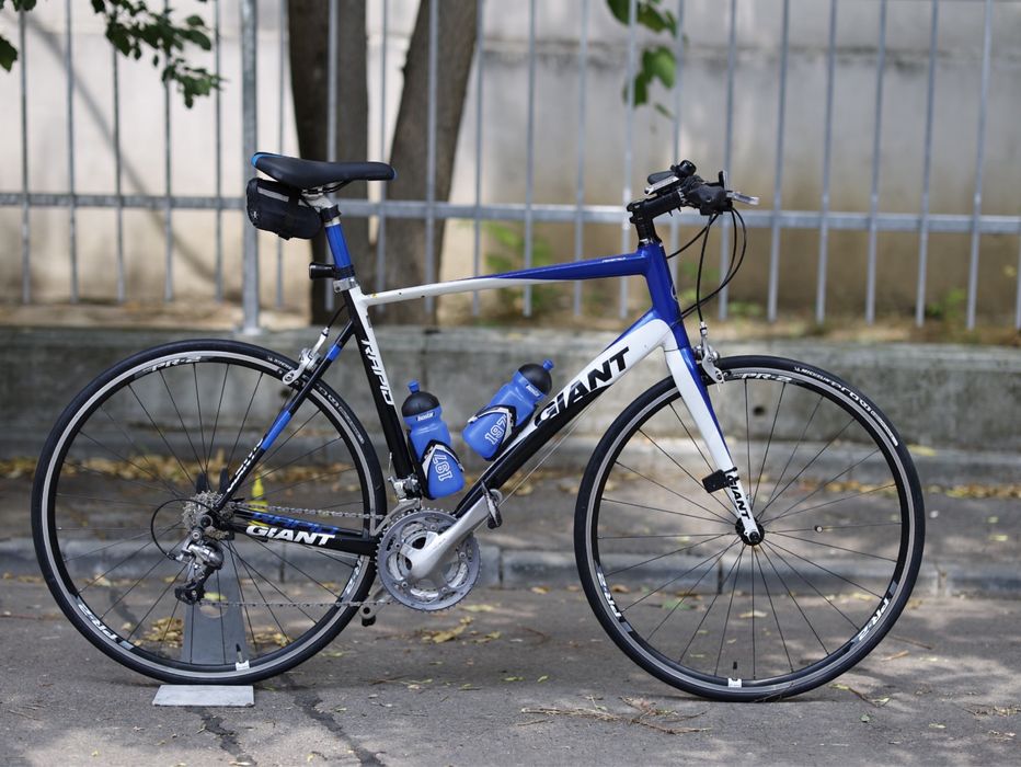 Giant Rapid 1 – Cadru Aluminiu/Furcă Carbon (mentenantă premium)