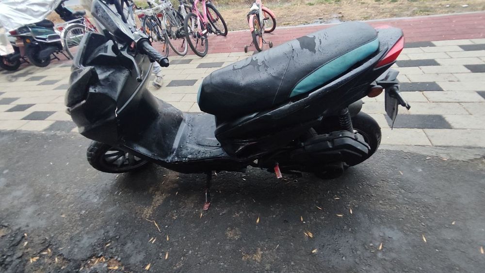 Skuter sotiladi force 150 cc