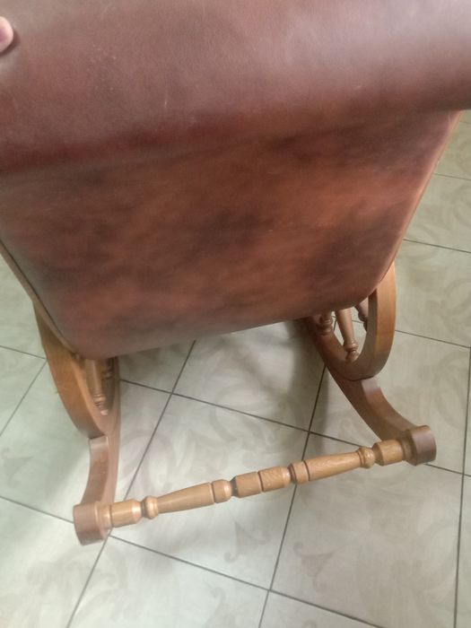 Продам кресло качалку ,ручная работа