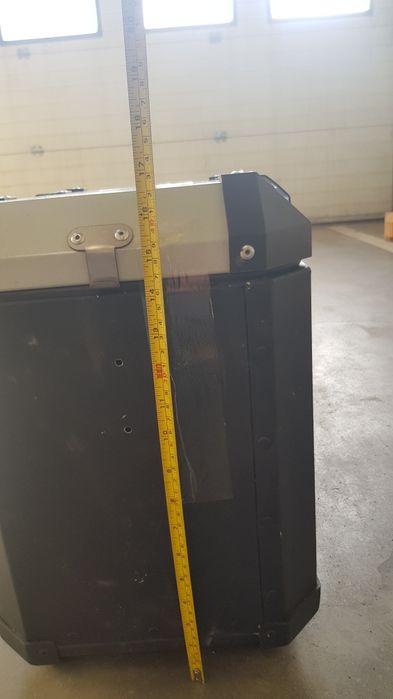 Cutie aluminiu (sidecase, topcase)