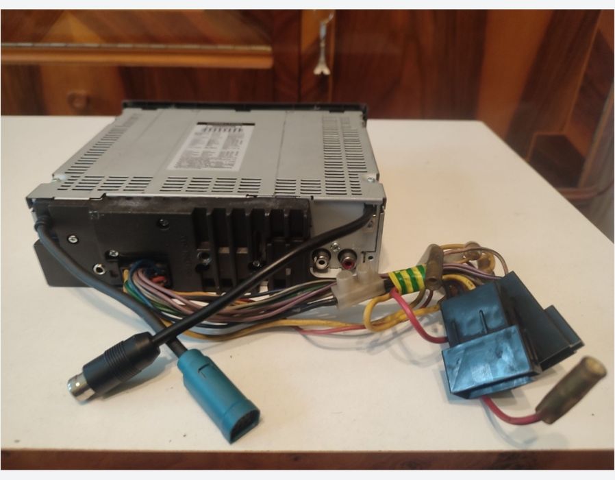 Radio cd auto alpine original.