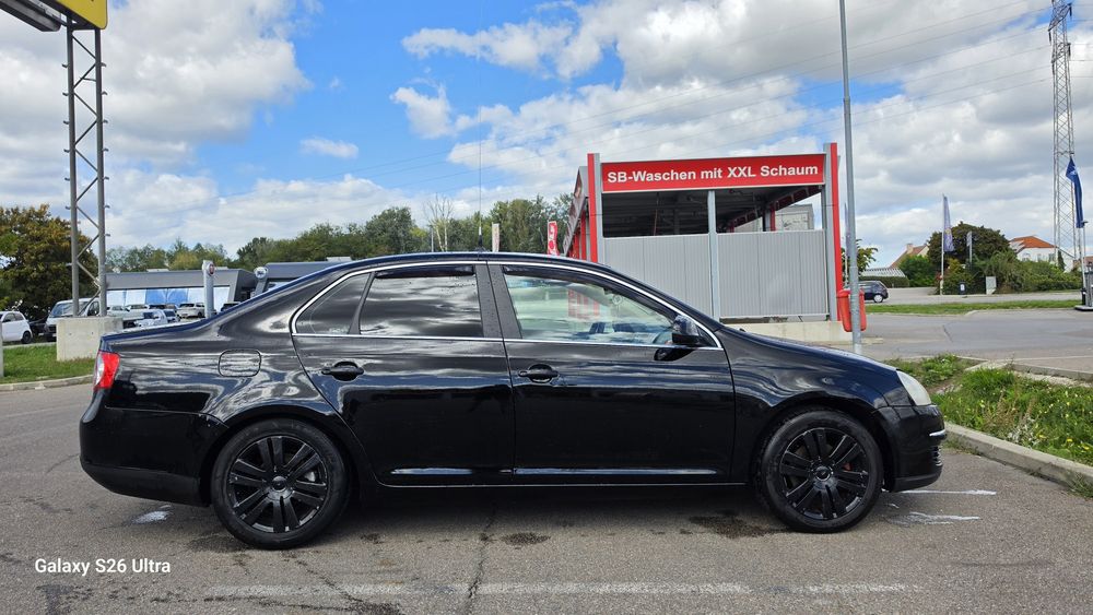 VOLKSWAGEN Jetta 2007 — imagine 3