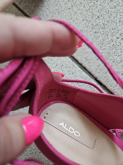 Дамски розови сандали 37 номер ALDO