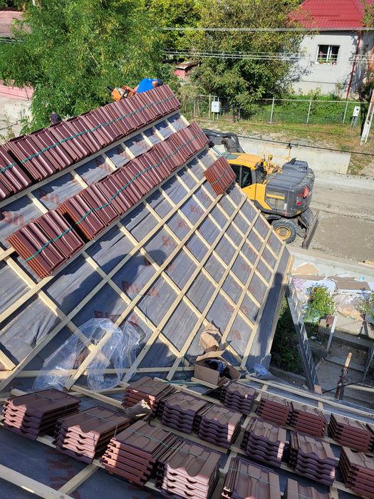 Firmă Autorizată – Montaj, Reparații și Izolații pentru Acoperișuri