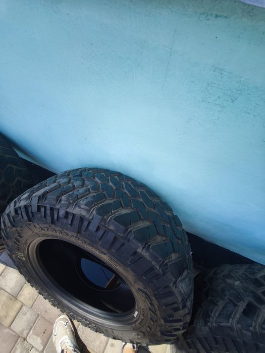 Продам внедорожные шины Nitto Grapler M/T 265/70/17
