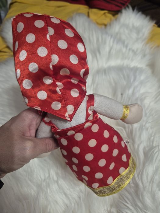 Papusa Masha si ursul