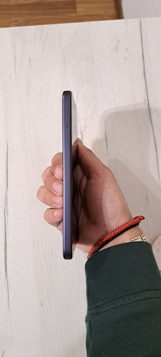 OPPO A6x 128GB / 4GB RAM - чисто нов, с протектор