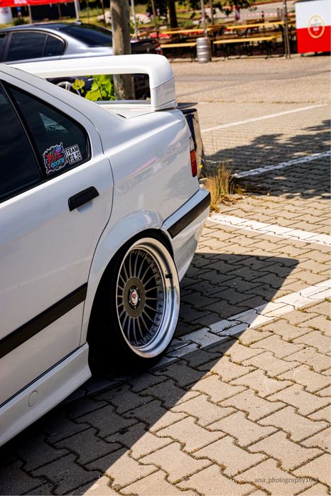 Vand bmw e36 316i sedan