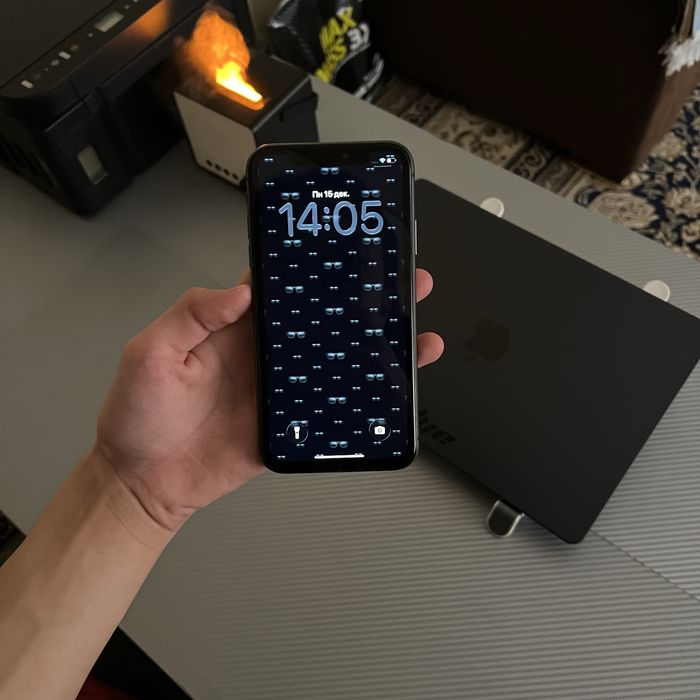 iphone 11 black