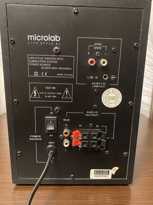 Сабвуфер Microlab в отличном состоянии