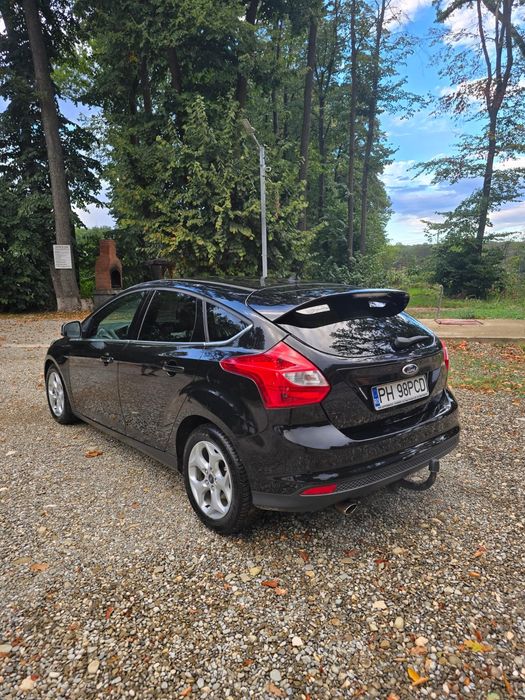 Ford Focus benzină