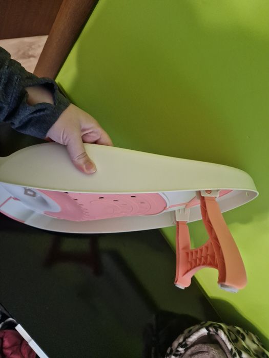 Сгъваема ортопедичма стойка за къпане на бебе