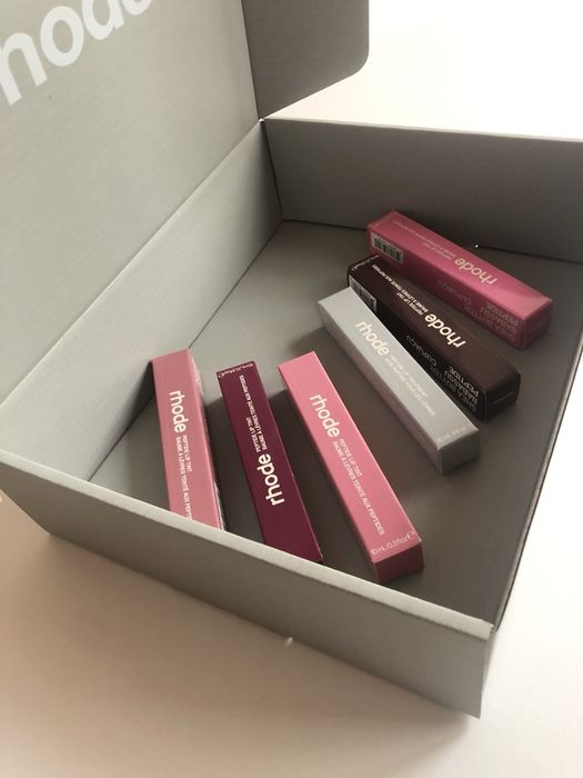 Перфектния подарък за Рожден Ден ! Rhode Case-Кейс с глосс