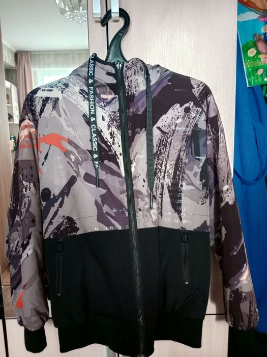 Куртка осень-весна на мальчика