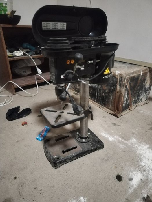 Сверлильный станок.