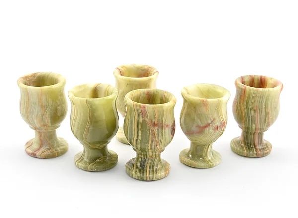 Рюмка из оникса. Натуральный камень.