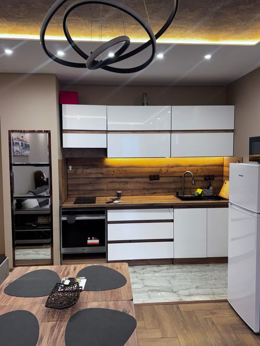Дава се под наем Едностаен апартамент в София, Витоша - 56 кв.м за 298.86 € - Снимка #7