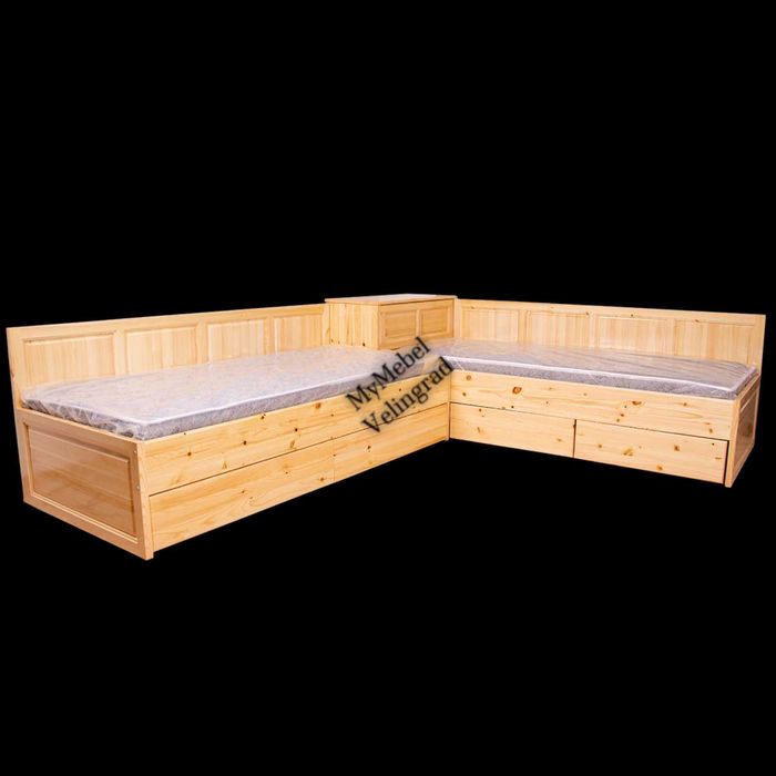 Легла от масивна дървесина, производител