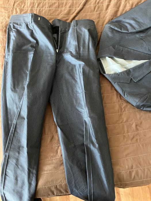 BOSS HUGO BOSS мъжки костюм 52-ри размер