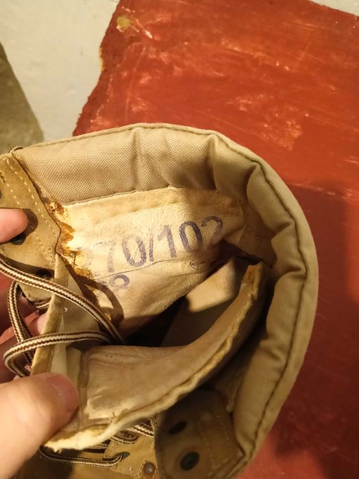 Bocanci MApN deșert, mărimea 42, folosiți, dar în stare foarte bună