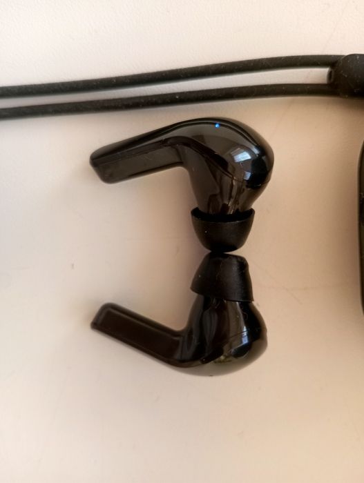 Беспроводные наушники