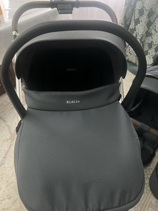 Продается коляска 3/1 от Кидило