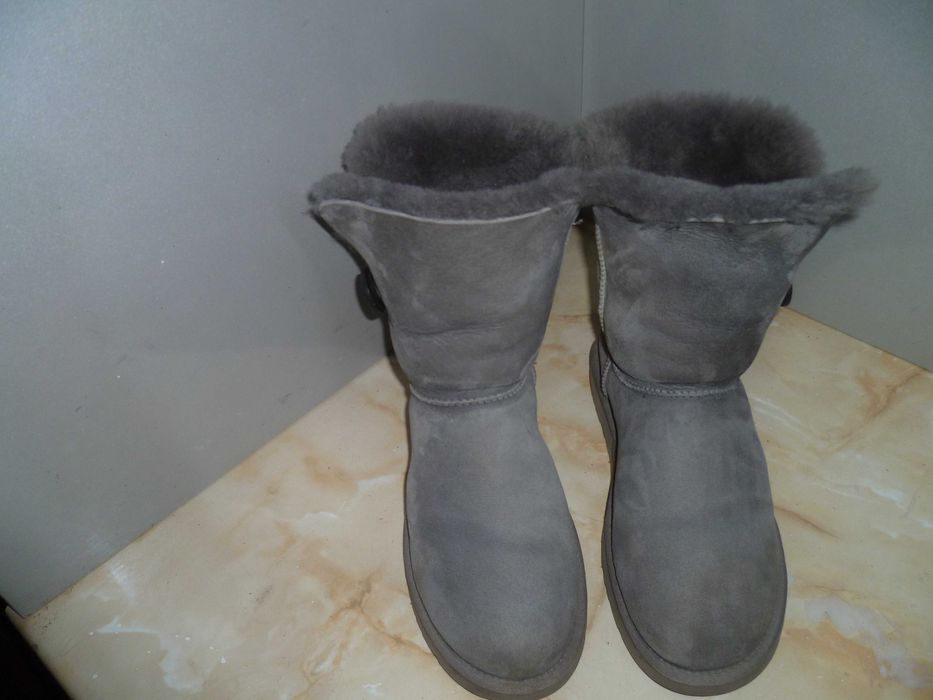 UGG оригинални ботуши №40