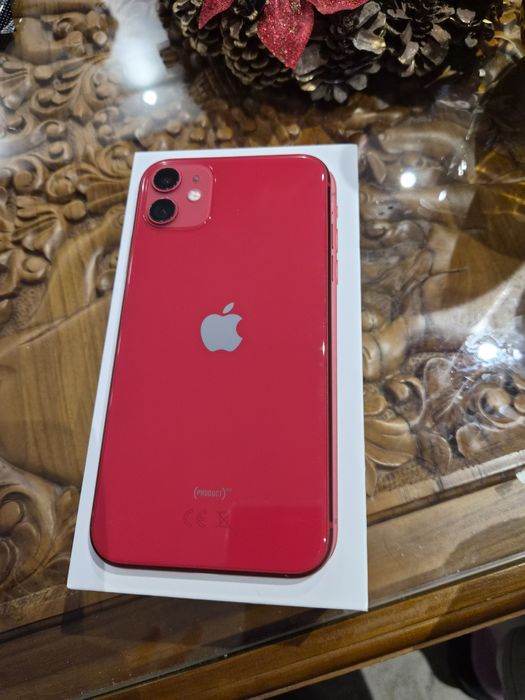 iPhone 11 червен 64gb