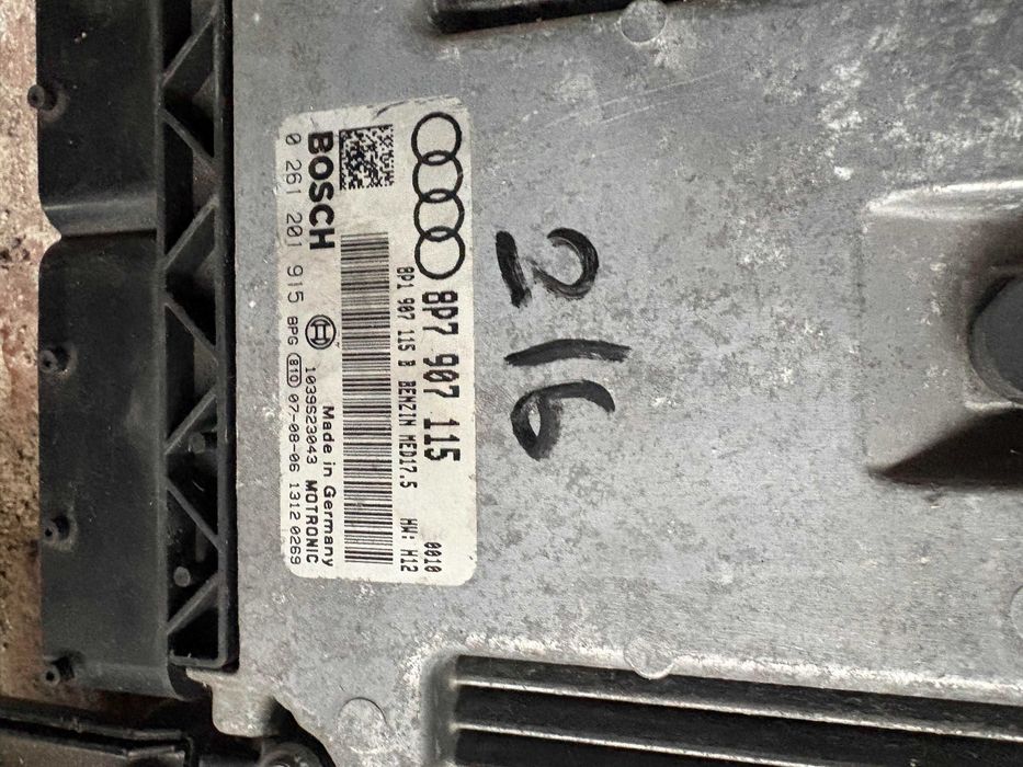 Компютър еку ecu електронен блок двигател Ауди А3 2.0тфси 200кс AXX