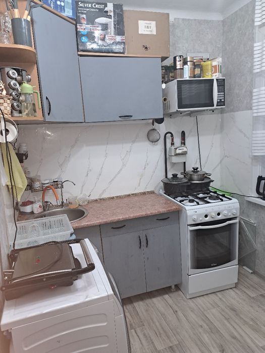 Продам 4 комнатную квартиру